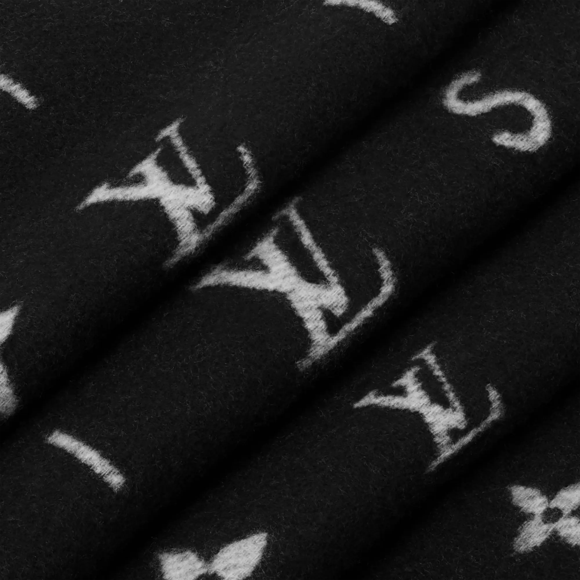 Louis Vuitton Reykjavik 2.0 Scarf